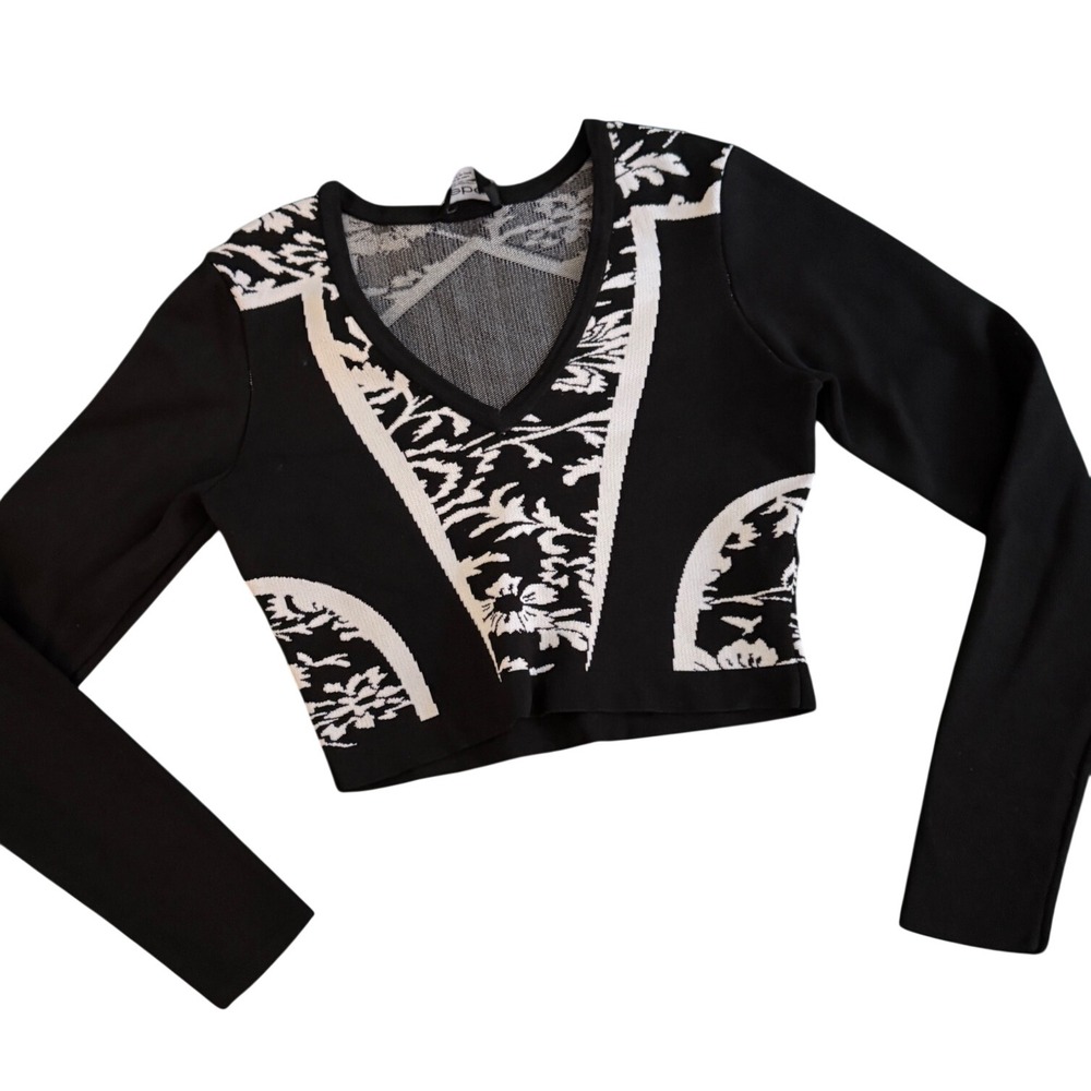 Bebe Womens Long Sleeve V-Neck Cropped Sweater Black White Floral S0F382039500